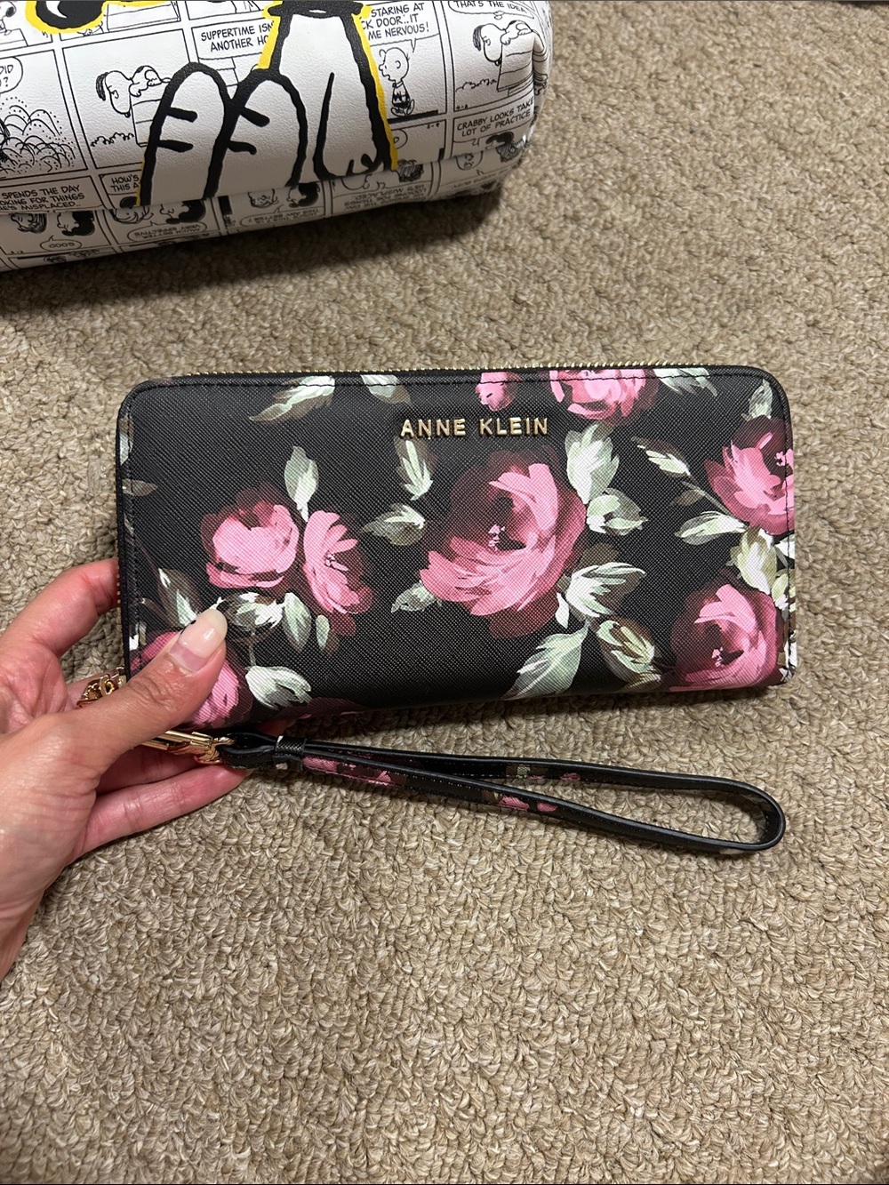 New Anne Klein Black Floral Zip-Around Wristlet Wallet with Pink Roses
